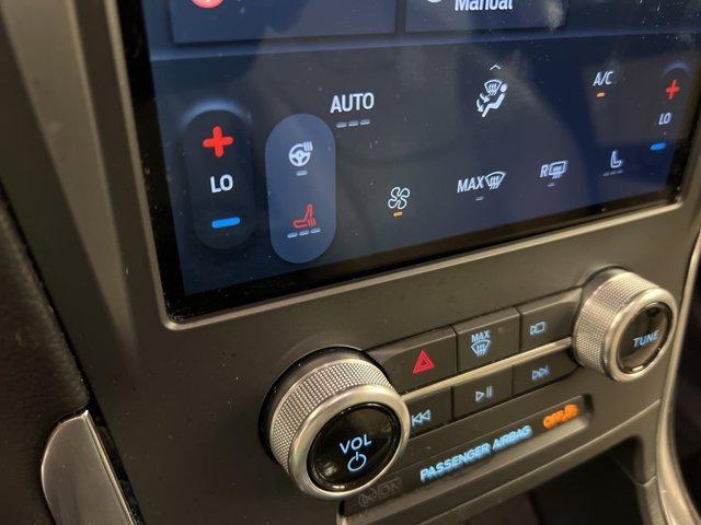 used 2022 Ford Edge car, priced at $28,959