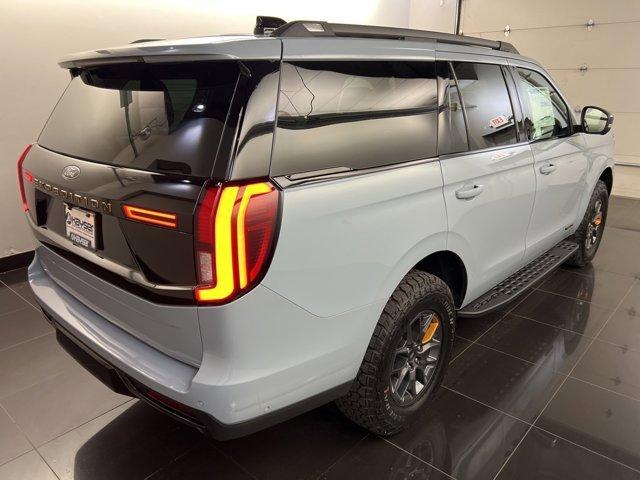 new 2025 Ford Expedition car, priced at $82,800