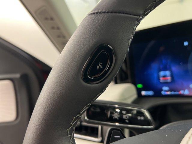 new 2025 Lincoln Aviator car, priced at $72,061