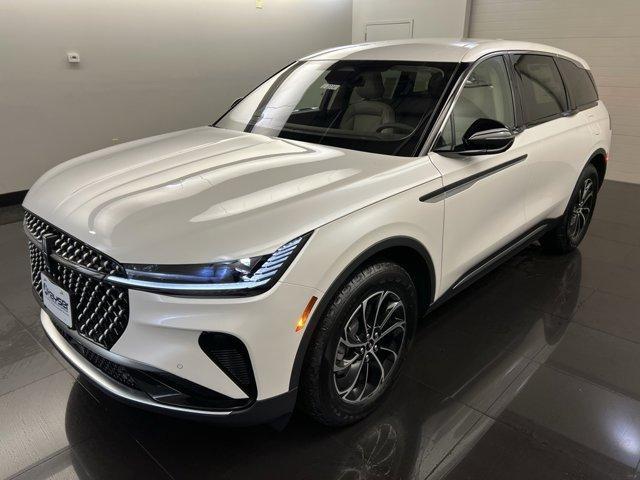 new 2025 Lincoln Nautilus car, priced at $51,936