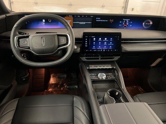 used 2025 Lincoln Nautilus car, priced at $55,980