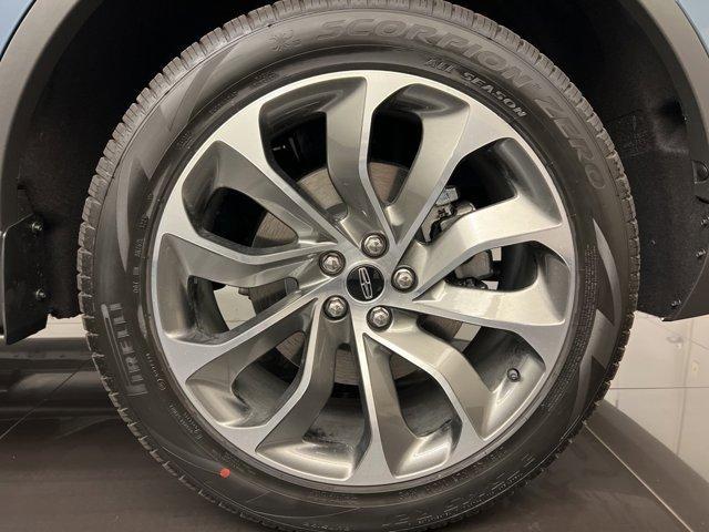 new 2025 Lincoln Aviator car, priced at $70,600