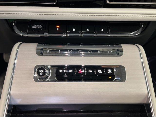 new 2025 Lincoln Aviator car, priced at $70,600