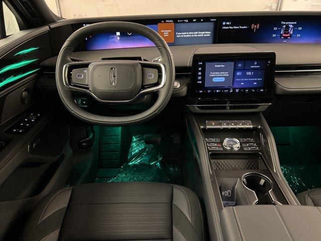 new 2025 Lincoln Nautilus car, priced at $66,275