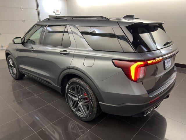 new 2025 Ford Explorer car, priced at $57,958