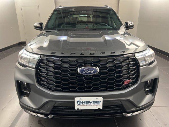 new 2025 Ford Explorer car, priced at $57,958