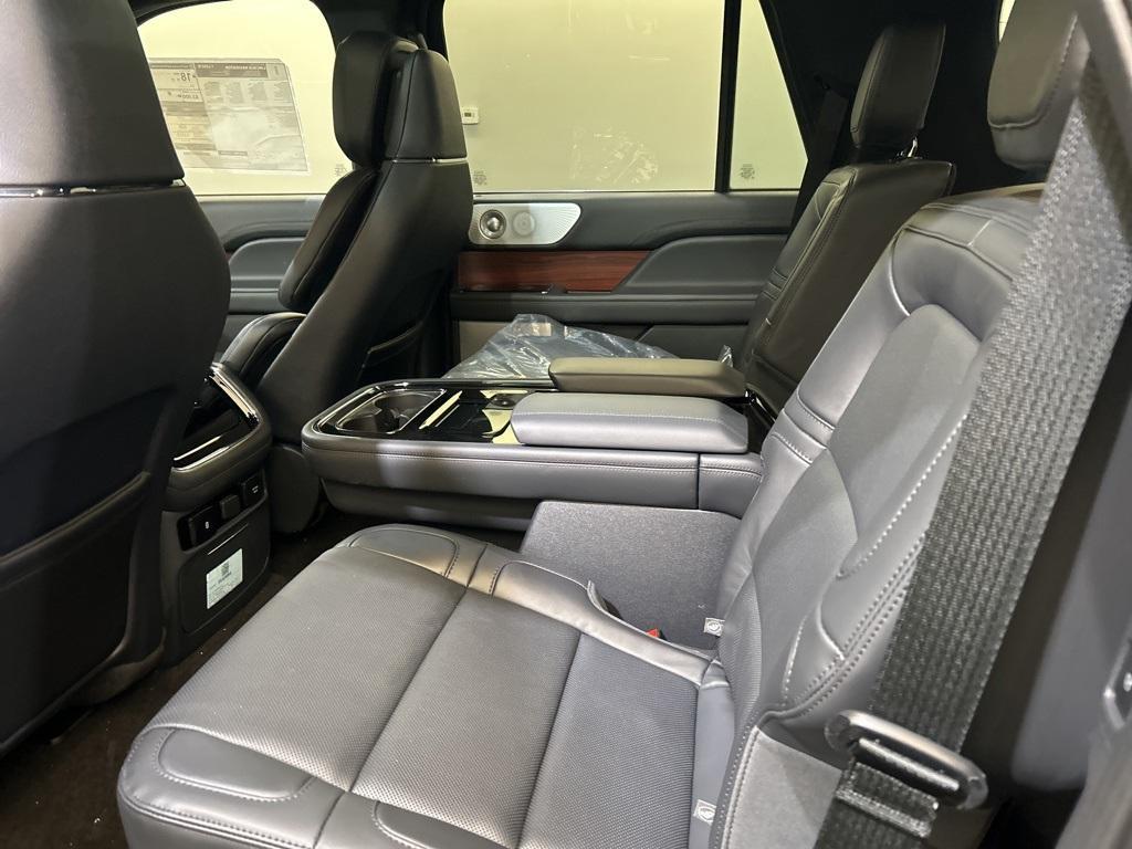 new 2024 Lincoln Navigator car, priced at $99,375