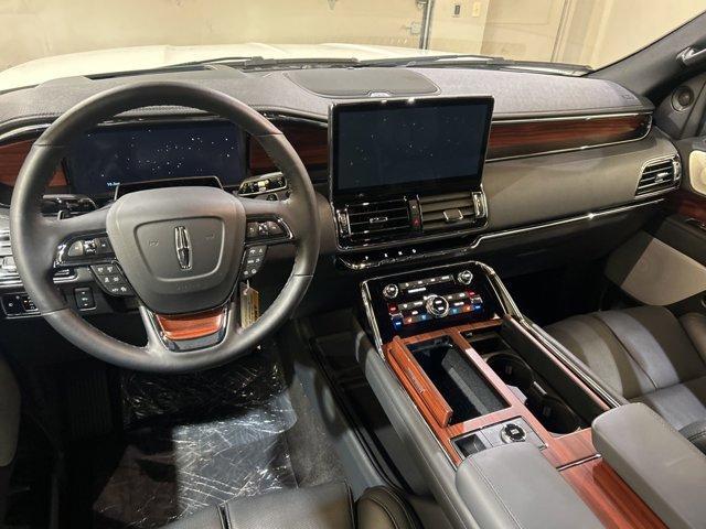 new 2024 Lincoln Navigator car, priced at $102,645
