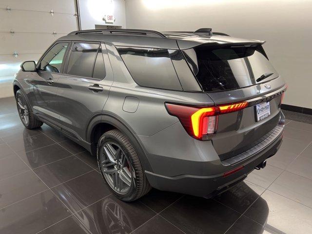 new 2025 Ford Explorer car, priced at $52,220