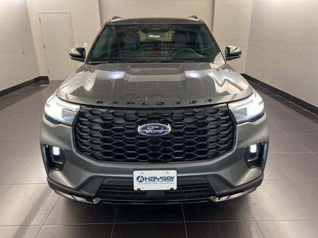 new 2025 Ford Explorer car, priced at $52,220