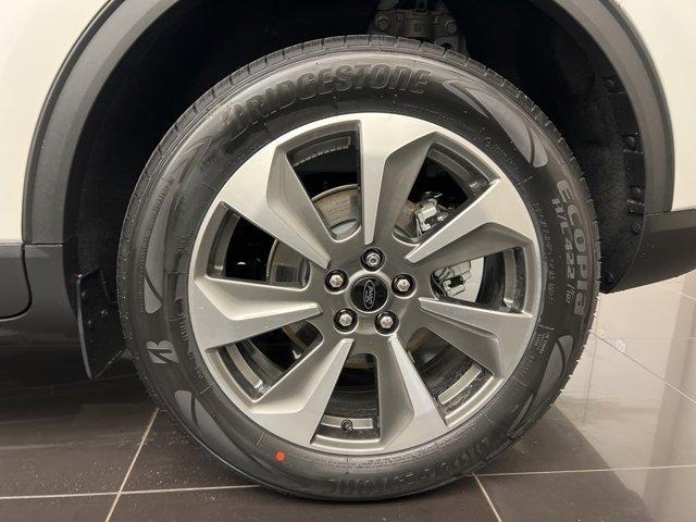 new 2025 Ford Escape car, priced at $39,550