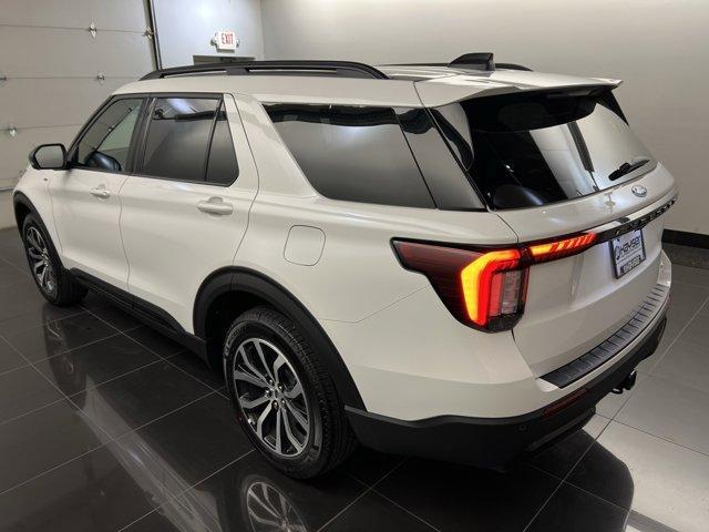 new 2025 Ford Explorer car, priced at $45,516