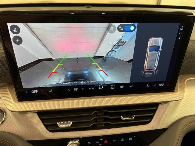 new 2025 Ford Explorer car, priced at $40,480