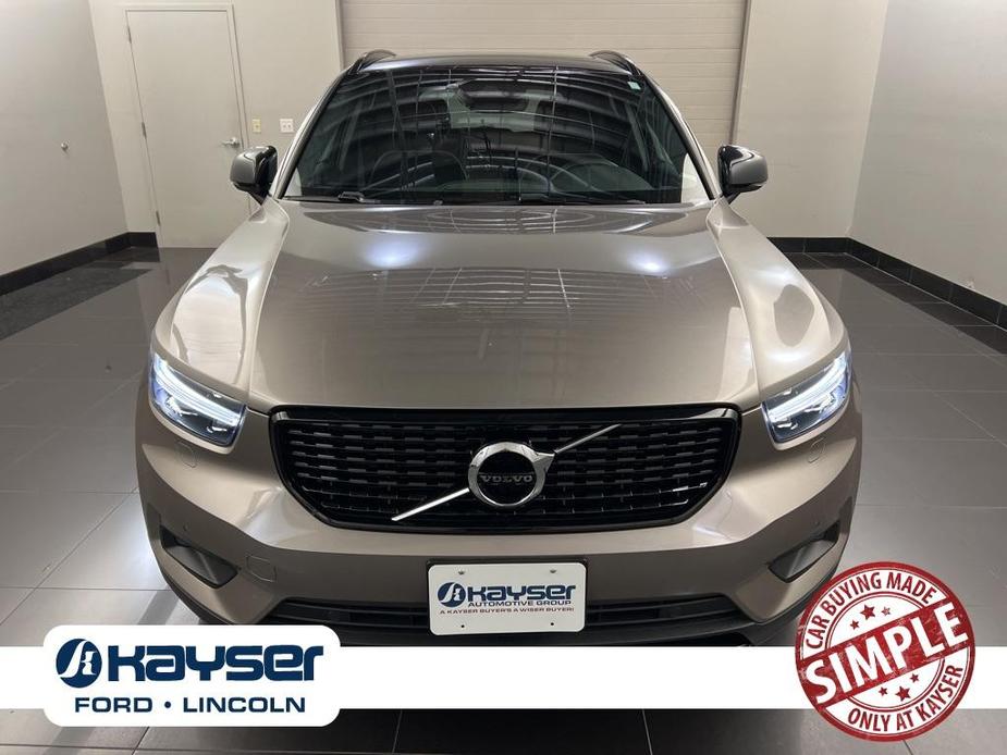 used 2022 Volvo XC40 car, priced at $28,799