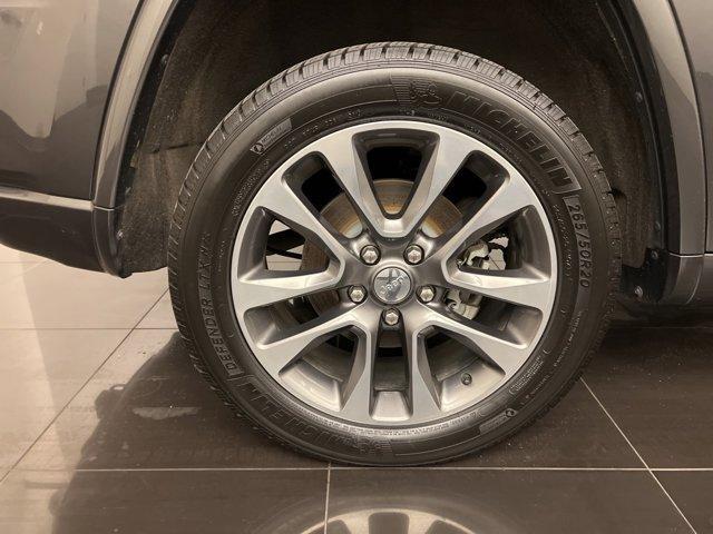 used 2018 Jeep Grand Cherokee car, priced at $26,518