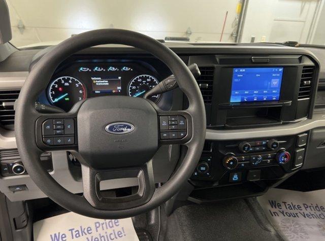 new 2025 Ford F-250 car, priced at $65,217
