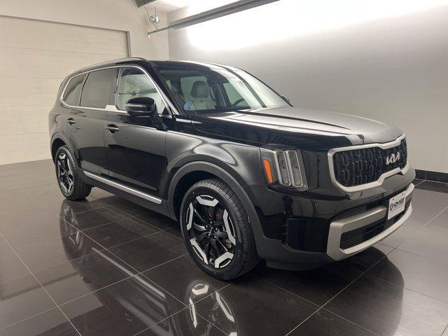 used 2023 Kia Telluride car, priced at $34,681