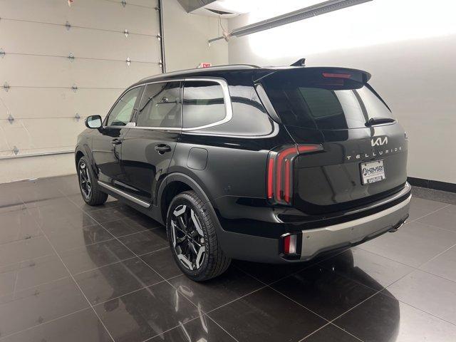 used 2023 Kia Telluride car, priced at $34,681