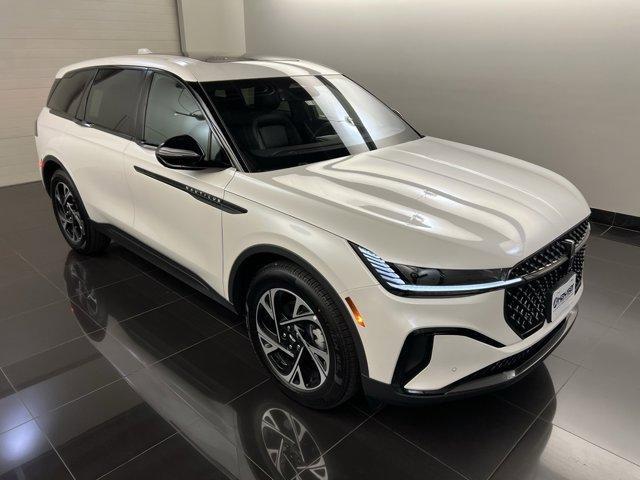 new 2025 Lincoln Nautilus car, priced at $64,020