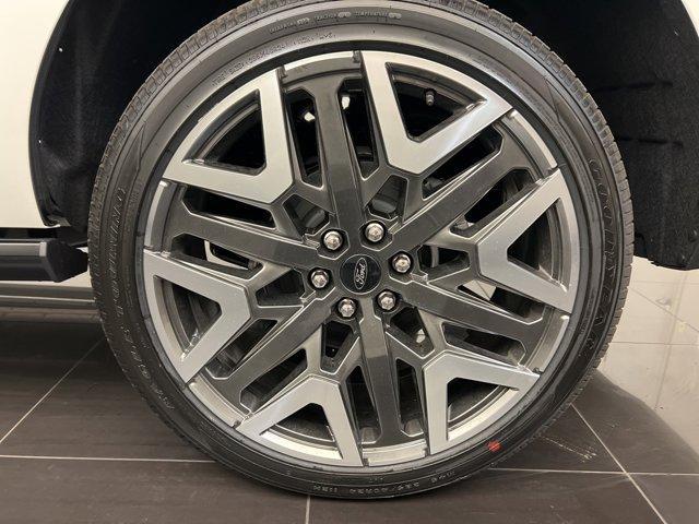 new 2025 Ford Expedition Max car, priced at $95,605
