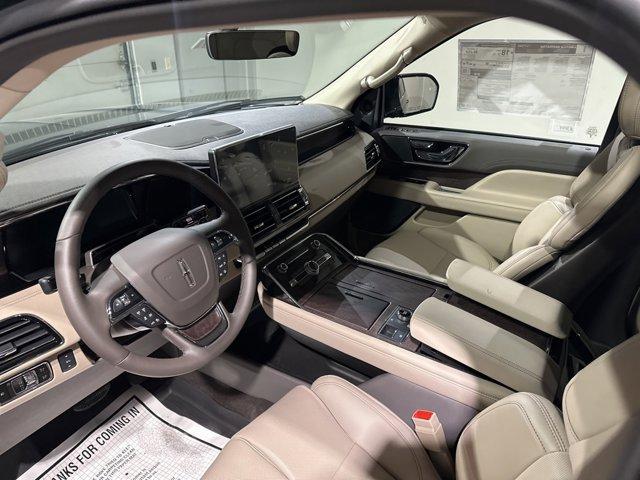 new 2024 Lincoln Navigator car, priced at $84,605