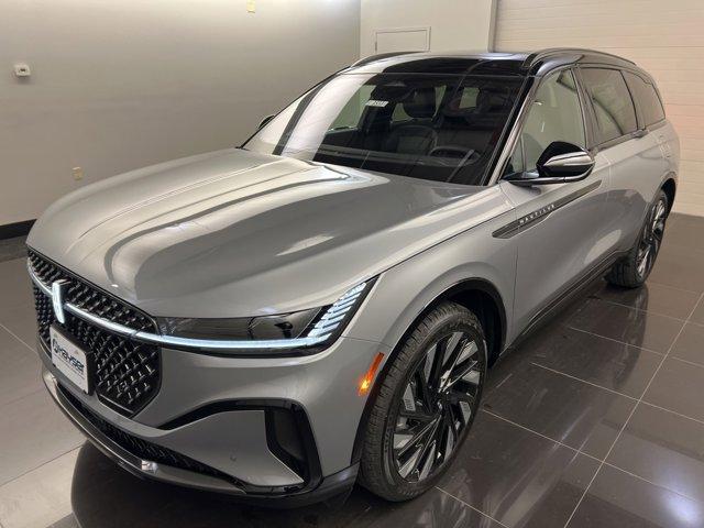 new 2025 Lincoln Nautilus car, priced at $66,455
