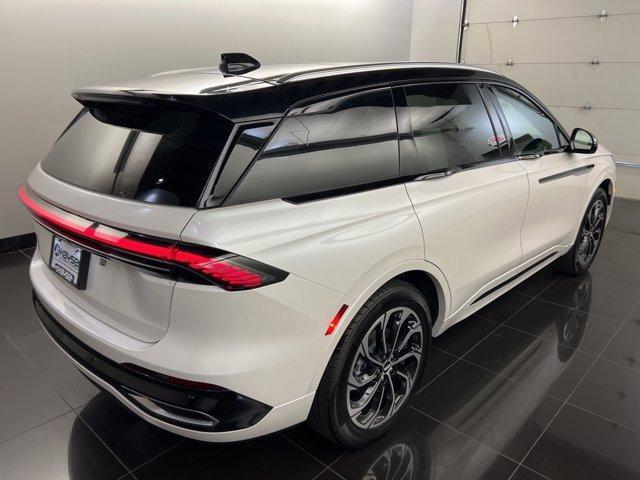 new 2025 Lincoln Nautilus car, priced at $63,390