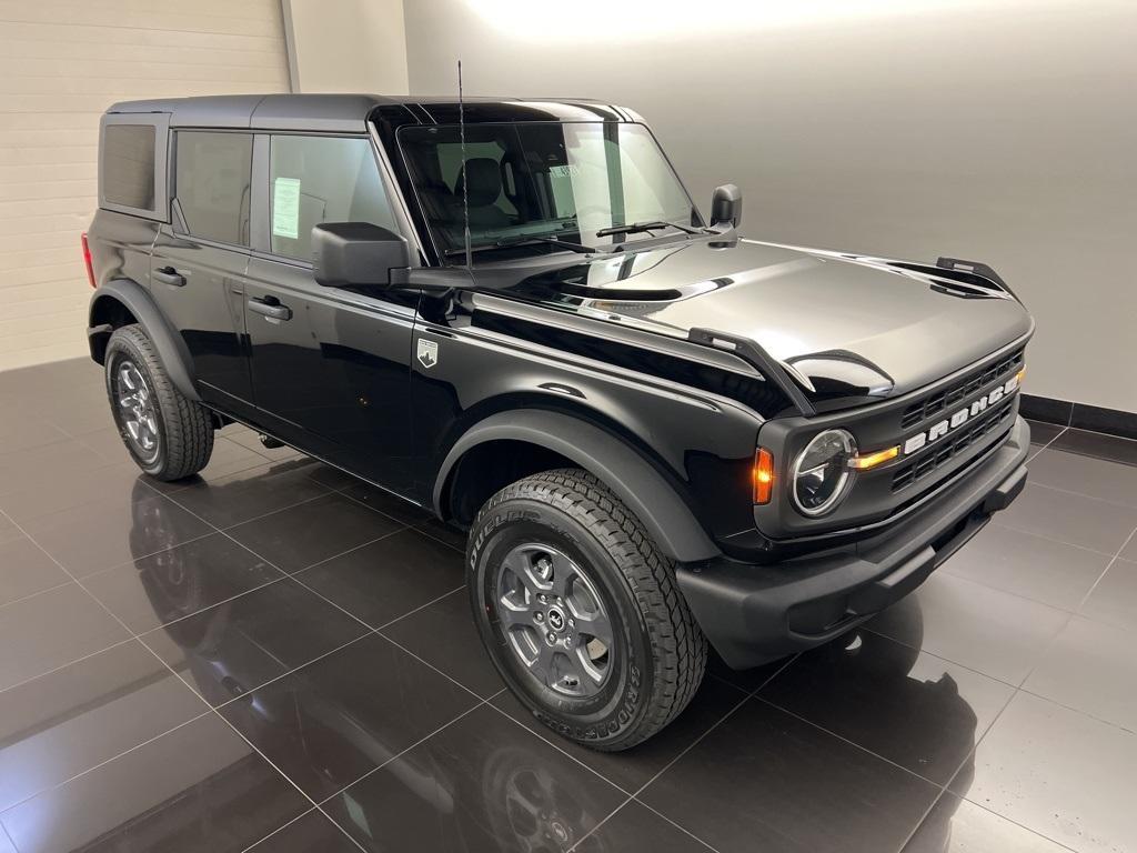 new 2025 Ford Bronco car, priced at $44,570