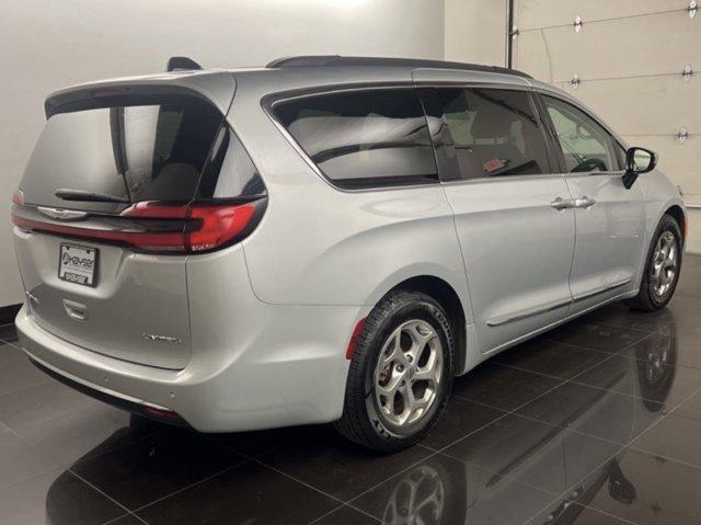 used 2023 Chrysler Pacifica car, priced at $31,072