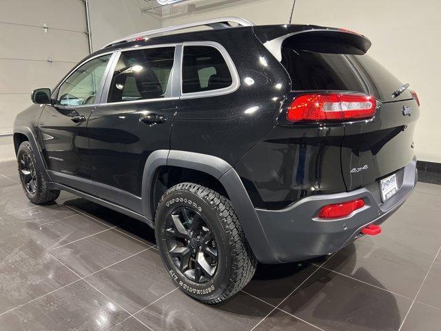 used 2018 Jeep Cherokee car, priced at $23,202