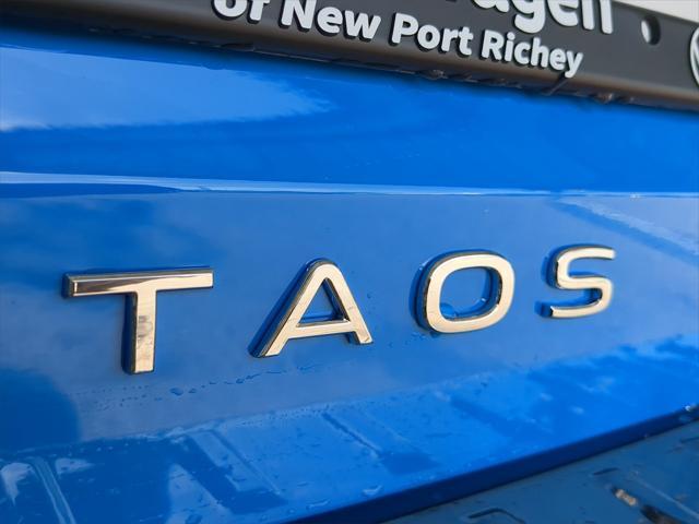 new 2024 Volkswagen Taos car