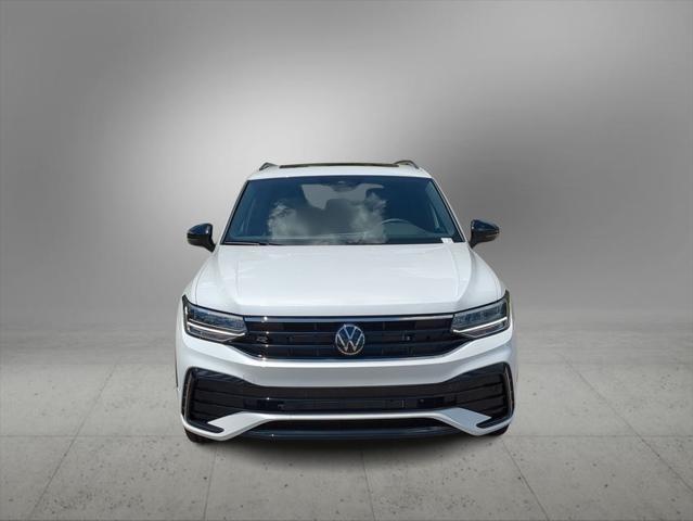 new 2024 Volkswagen Tiguan car, priced at $33,604