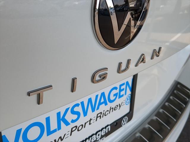 new 2024 Volkswagen Tiguan car, priced at $33,604