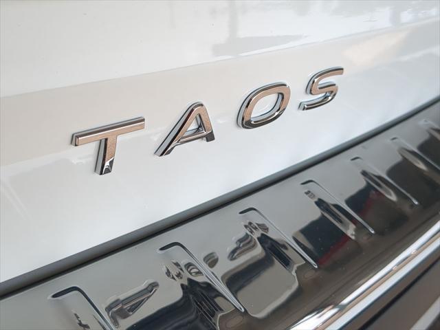 new 2024 Volkswagen Taos car