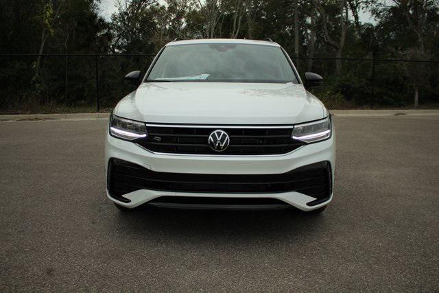 new 2024 Volkswagen Tiguan car, priced at $37,041
