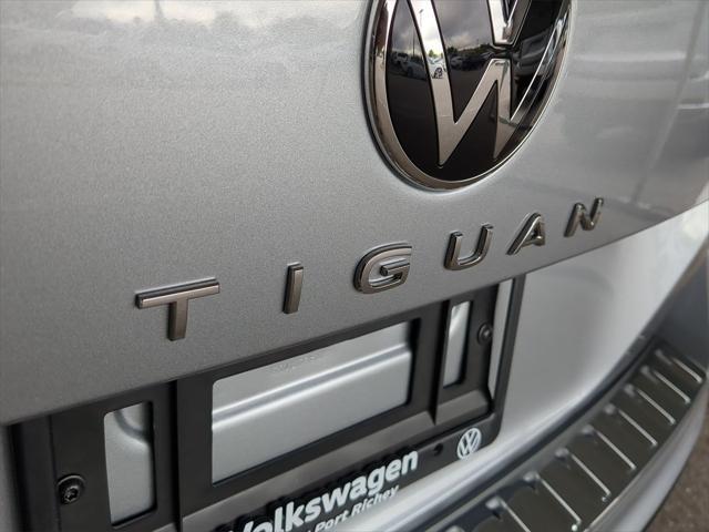 new 2024 Volkswagen Tiguan car, priced at $33,225