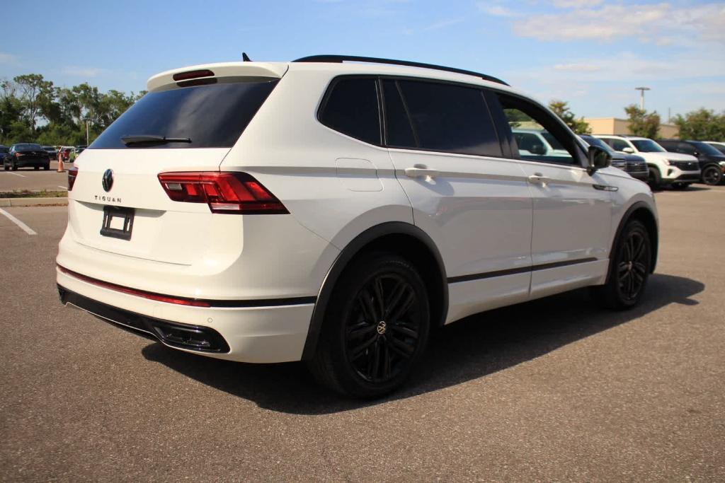 new 2024 Volkswagen Tiguan car, priced at $33,946