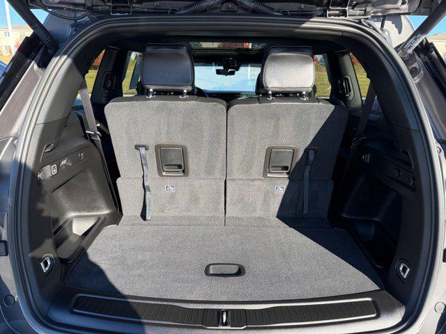 used 2023 Jeep Grand Cherokee car, priced at $28,700