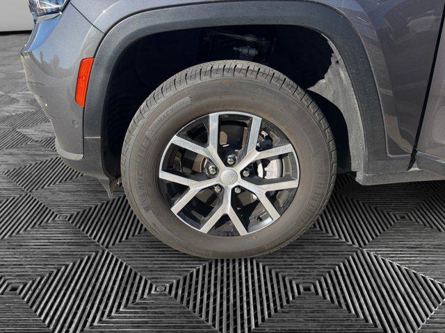 used 2025 Jeep Grand Cherokee L car, priced at $46,000