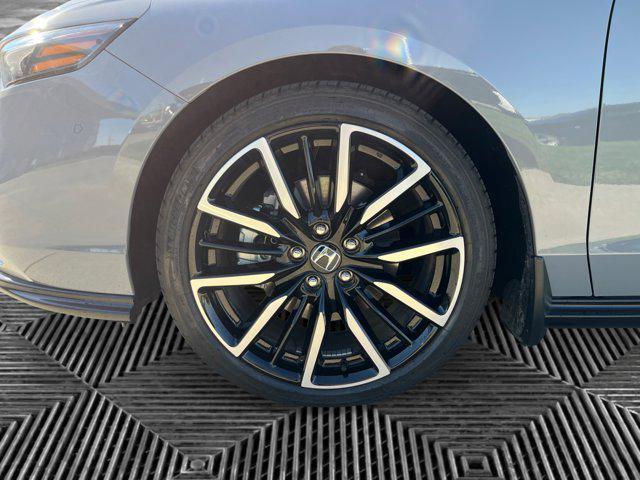 used 2025 Honda Accord Hybrid car, priced at $35,900