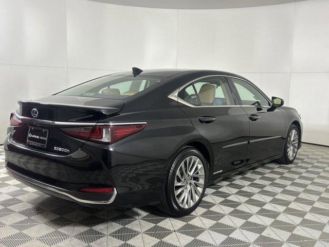 used 2022 Lexus ES 300h car, priced at $42,000