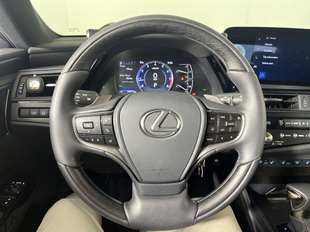 used 2025 Lexus ES 350 car, priced at $52,000