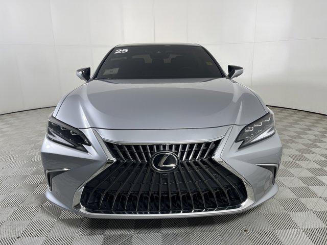 used 2025 Lexus ES 350 car, priced at $52,000