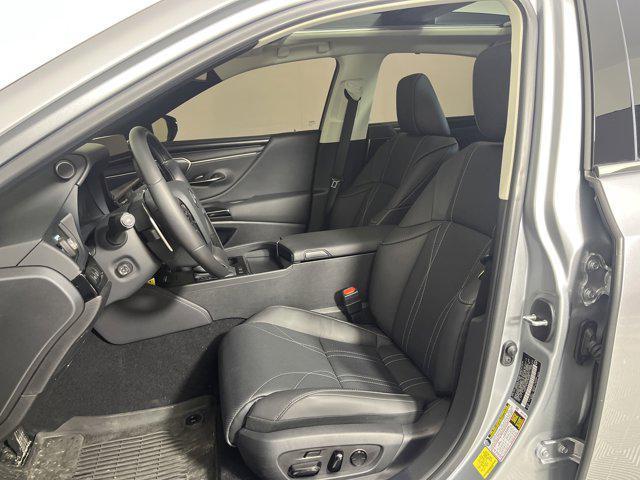 used 2025 Lexus ES 350 car, priced at $52,000