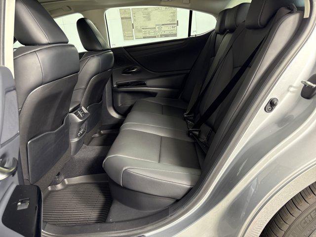 new 2025 Lexus ES 300h car, priced at $51,519