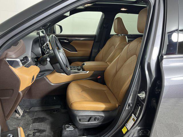 used 2022 Toyota Highlander car, priced at $47,000