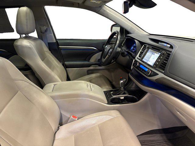 used 2019 Toyota Highlander Hybrid car, priced at $32,000
