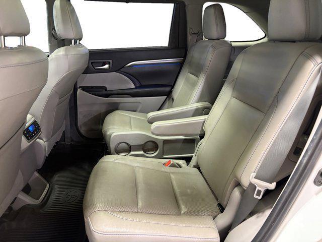 used 2019 Toyota Highlander Hybrid car, priced at $32,000