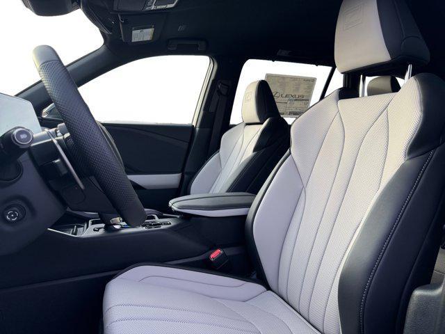 new 2025 Lexus TX 500h car, priced at $76,404