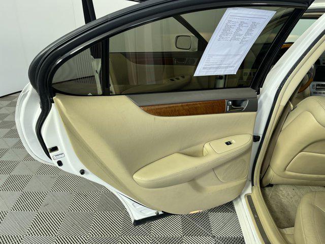 used 2005 Lexus ES 330 car, priced at $11,000